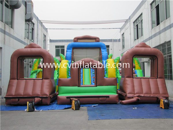giant inflatable obstacle (2)