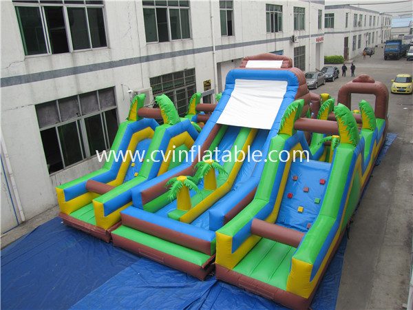 giatn inflatable obstacle