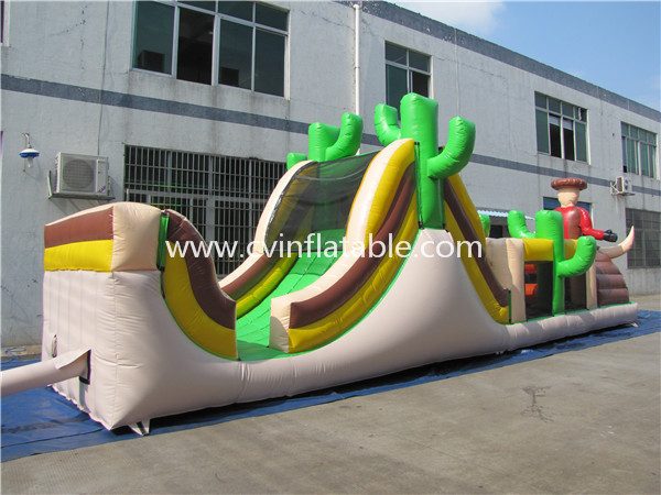 inflatable obstacle (2)