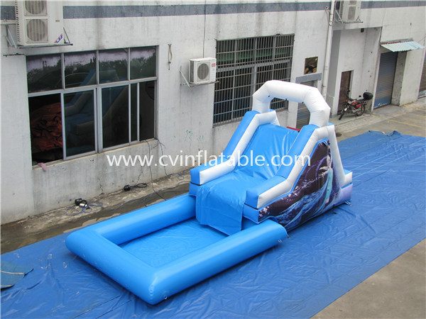 small inflatable water slide with pool (3)