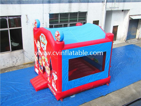inflatable bouncer (40)