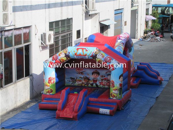 small inflatable bouncer (4)