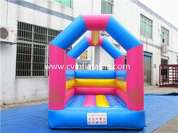 small inflatable bouncer (8)