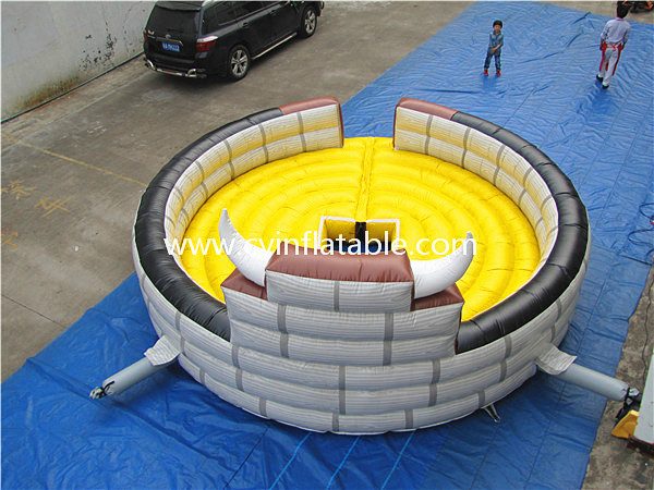 inflatable bull fight game (2)