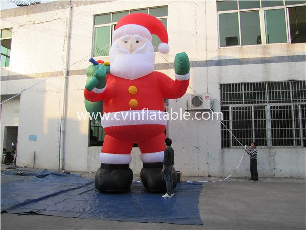 inflatable santa clause (2)