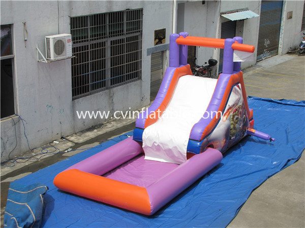 inflatable slide with pool (9)
