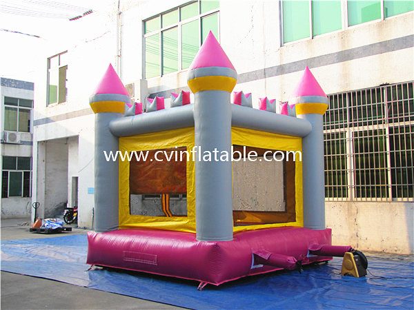 inflatable castle bouncer (6)