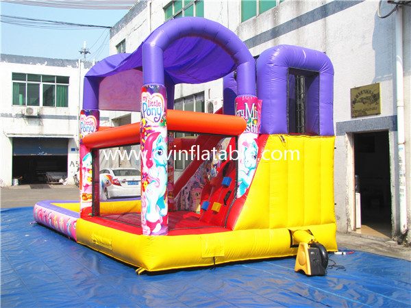 inflatable slide with pool (7)